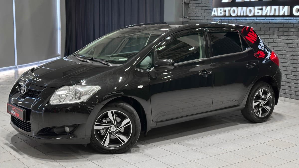 Toyota Auris - 4