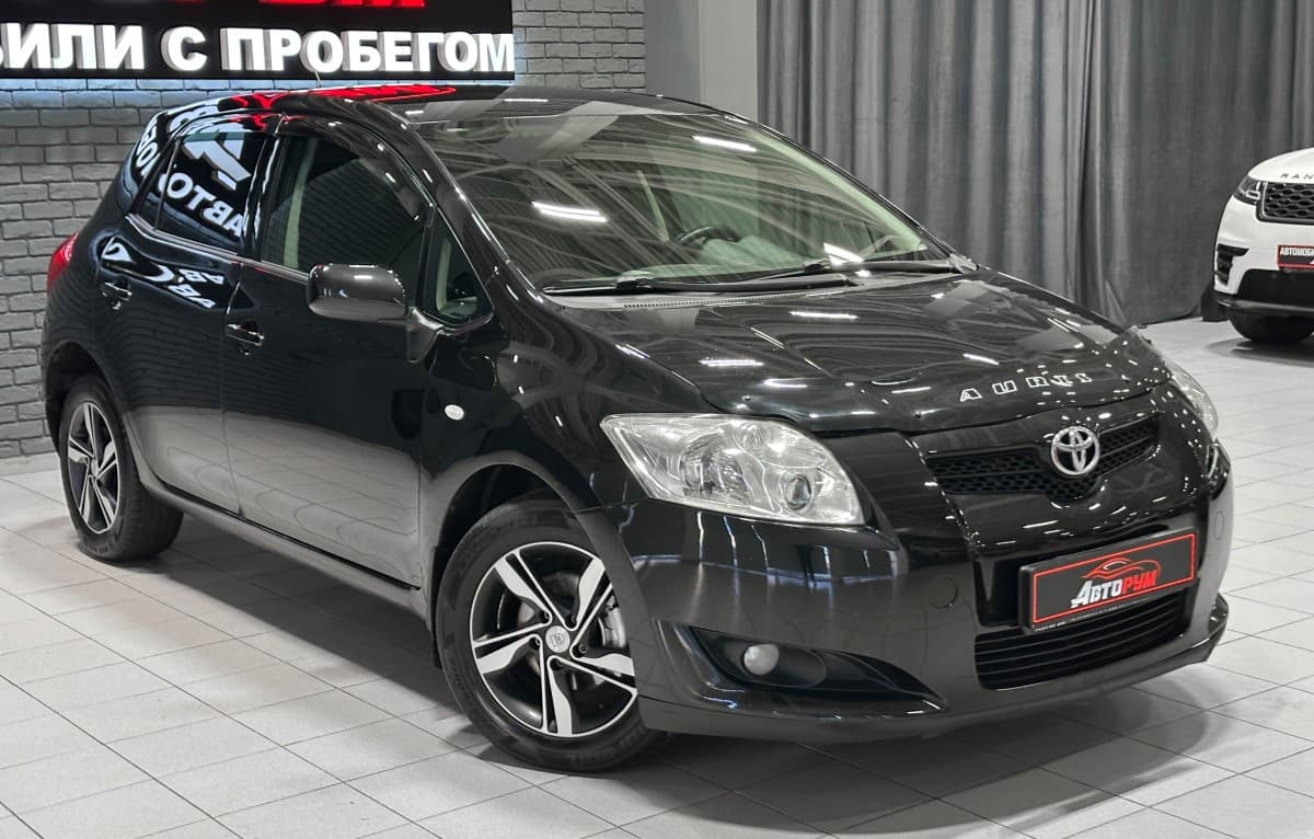 Toyota Auris - 2