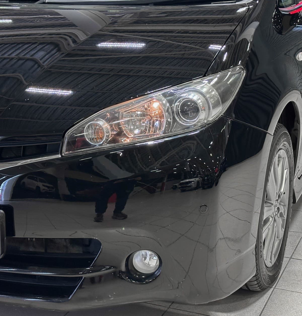 Toyota Wish - 3