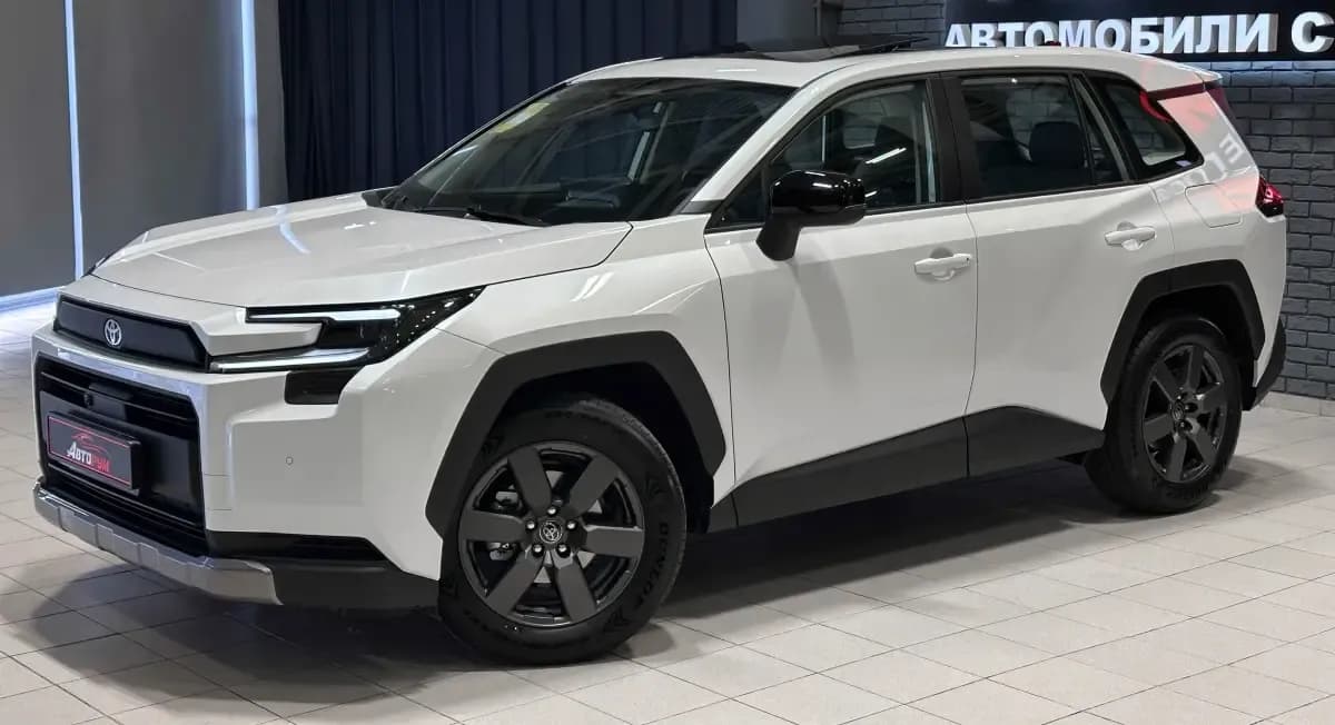Toyota RAV4 - 1