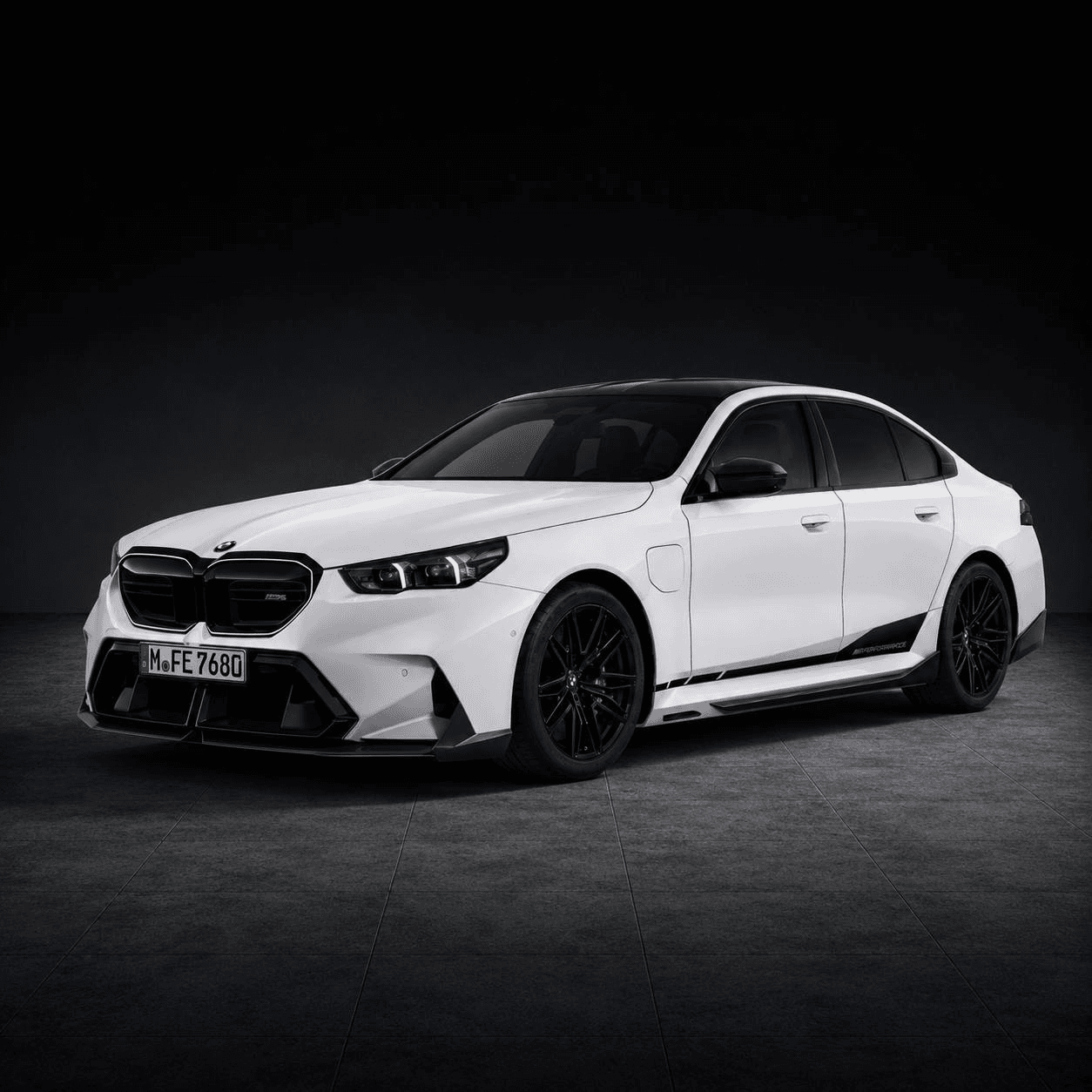 BMW M5 G90 - 1