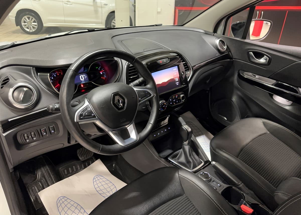 Renault Kaptur - фото 12