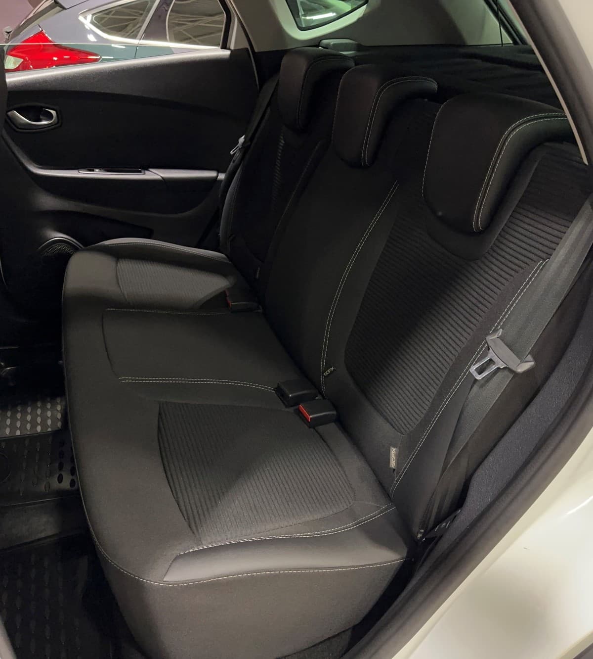 Renault Kaptur - фото 14