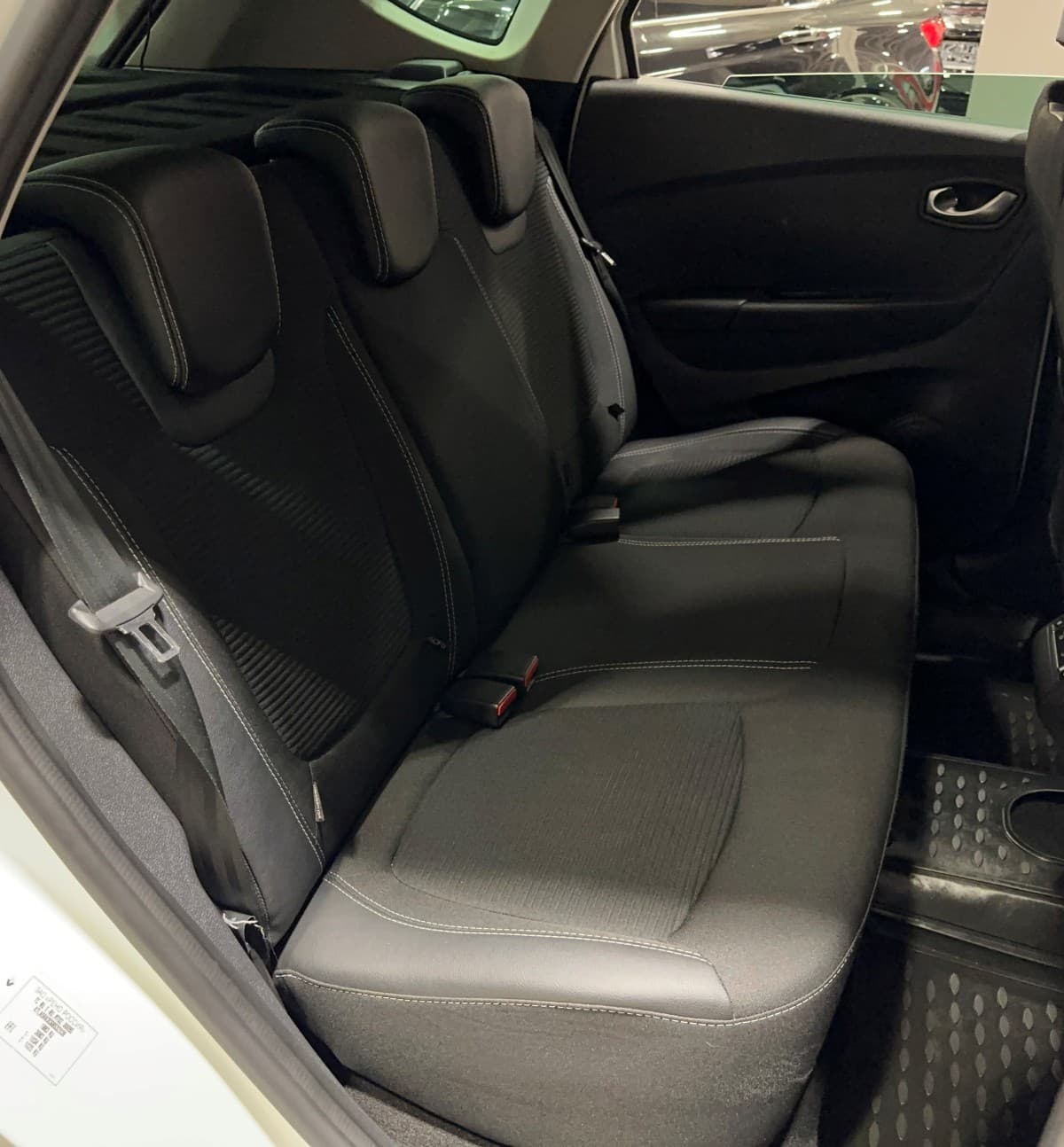 Renault Kaptur - фото 16