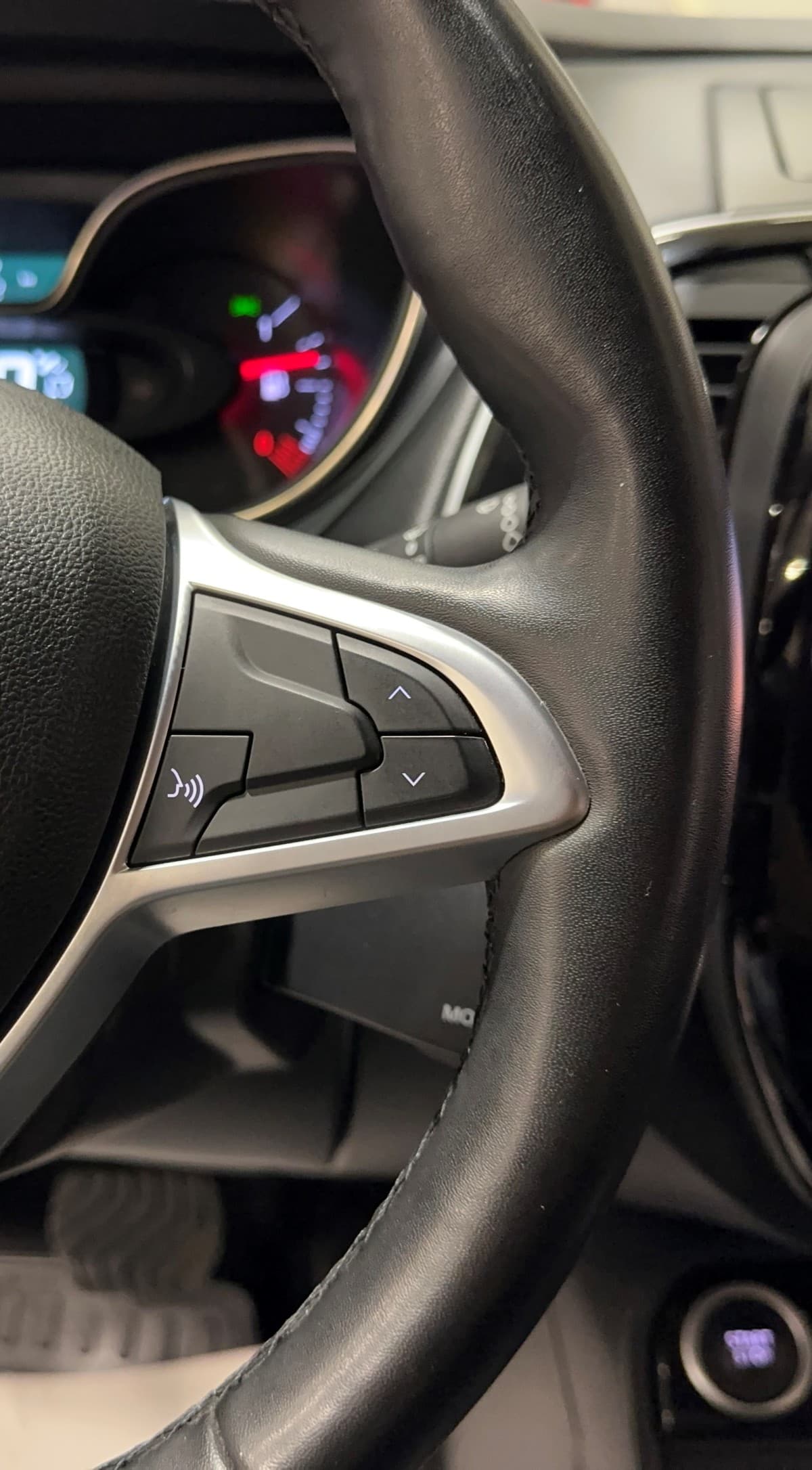 Renault Kaptur - фото 23