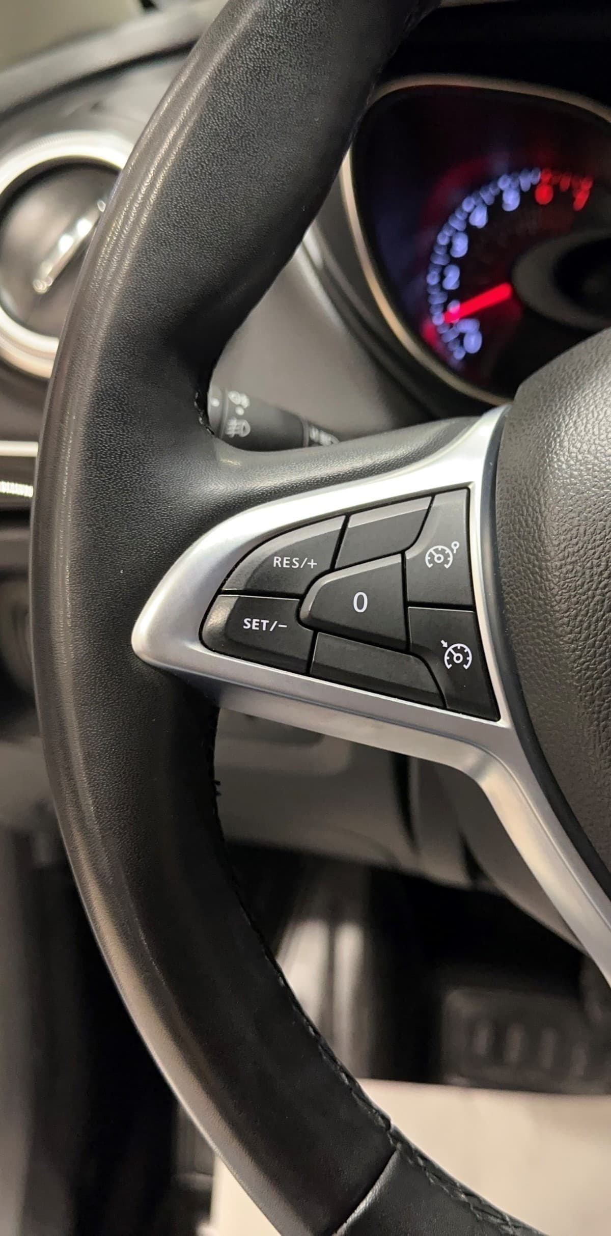 Renault Kaptur - фото 22