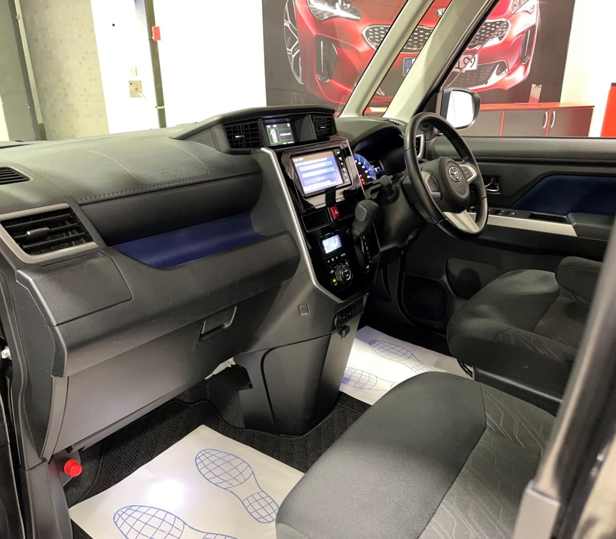 Toyota Roomy - фото 16