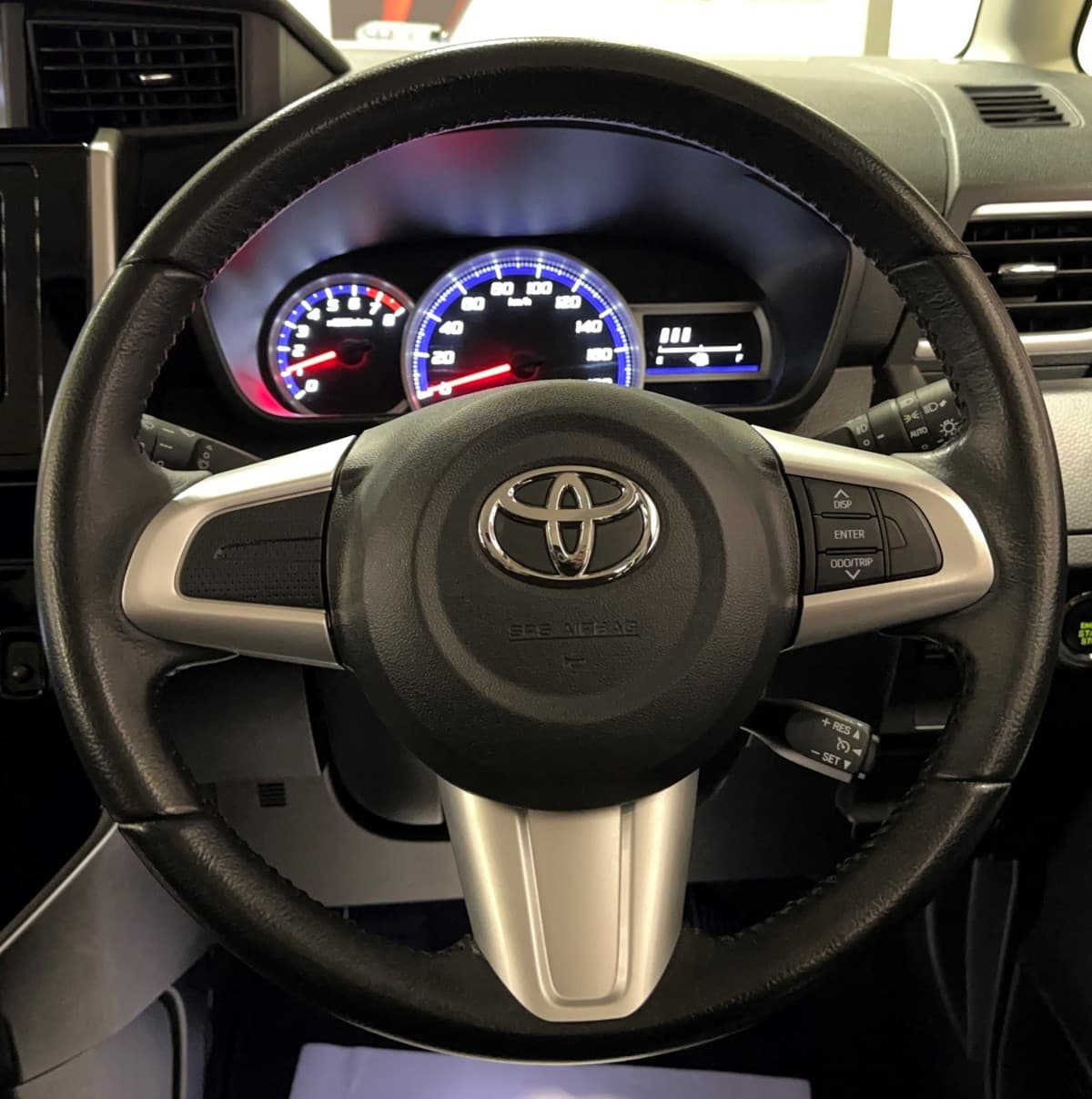 Toyota Roomy - фото 29