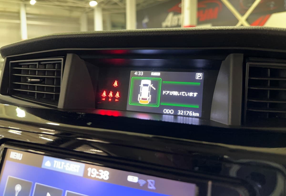 Toyota Roomy - фото 20