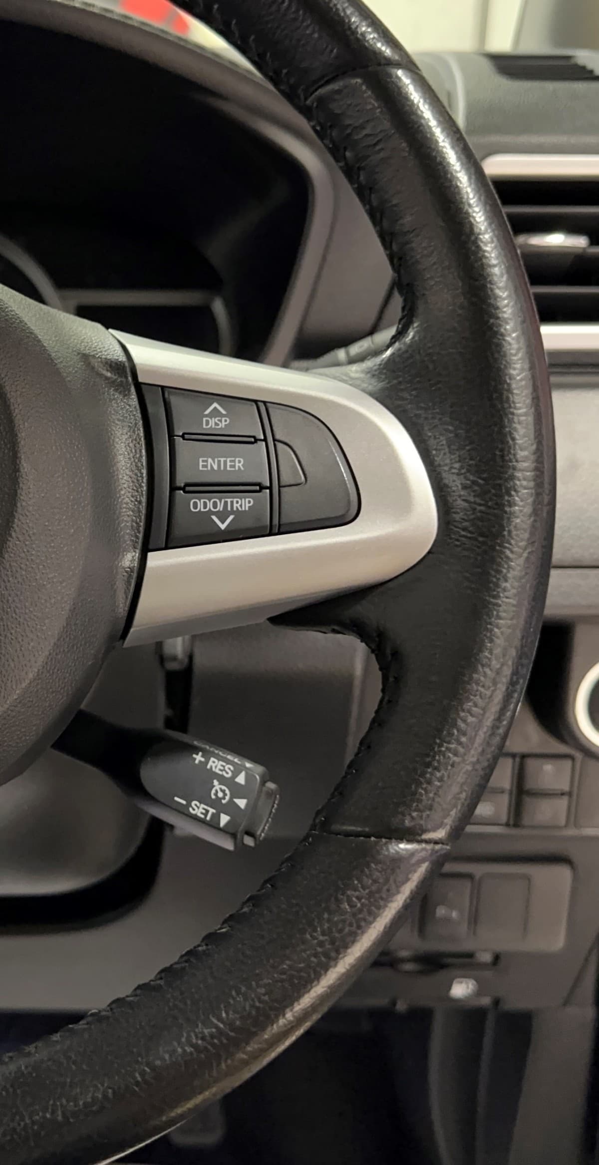Toyota Roomy - фото 28