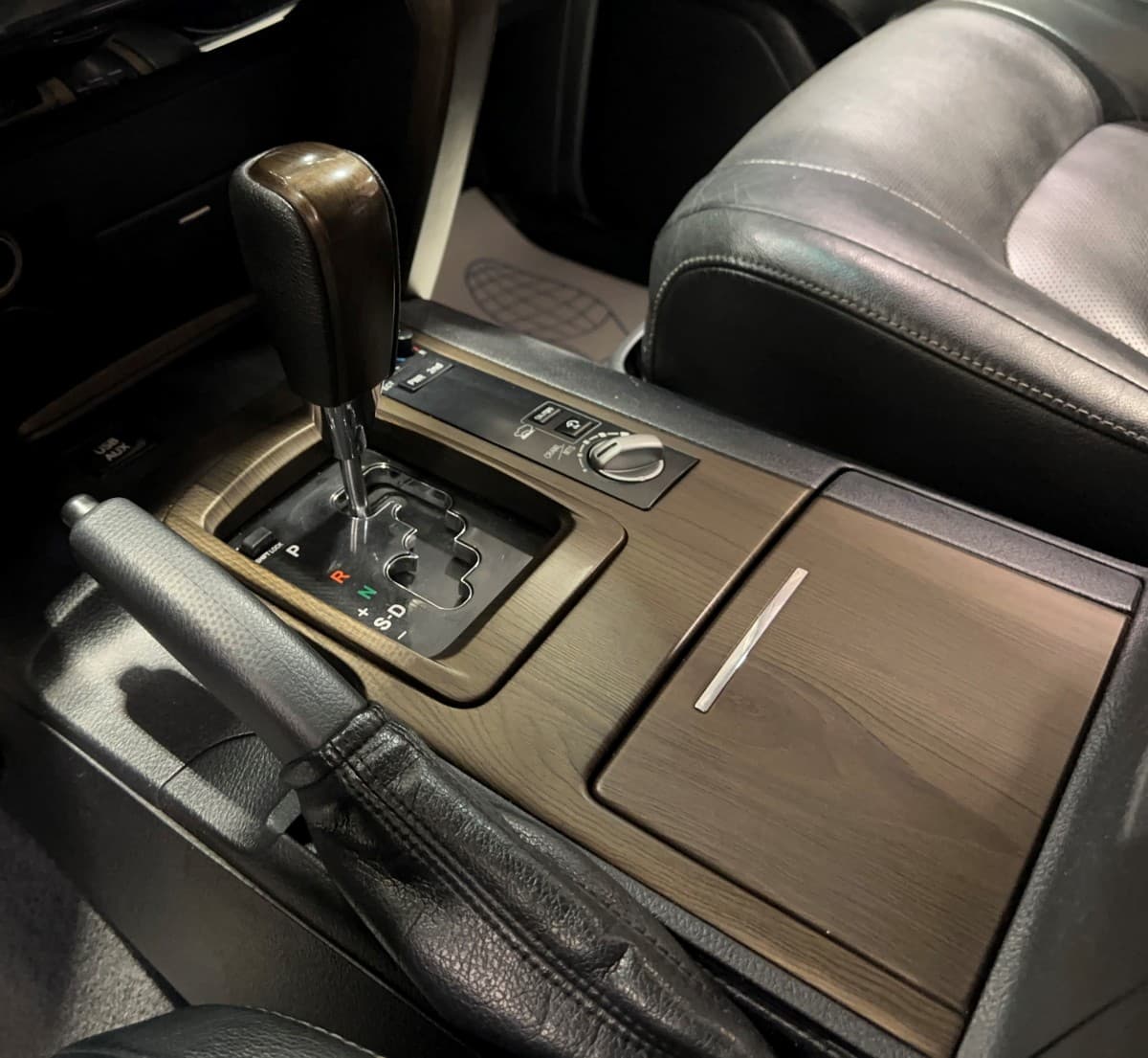 Toyota Land Cruiser 200 - фото 27