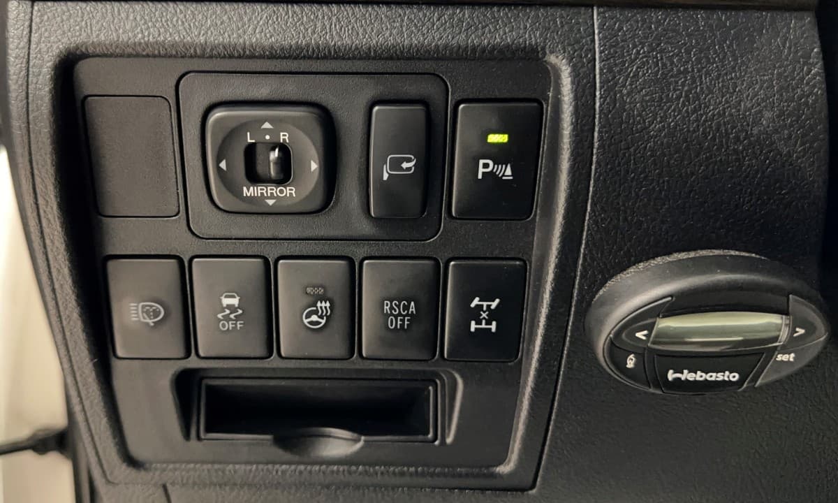 Toyota Land Cruiser 200 - фото 31