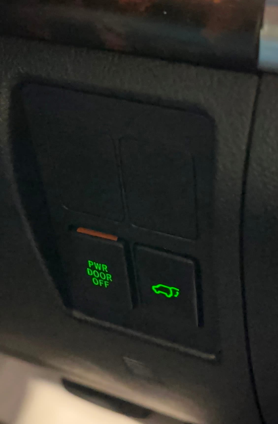 Toyota Land Cruiser 200 - фото 25