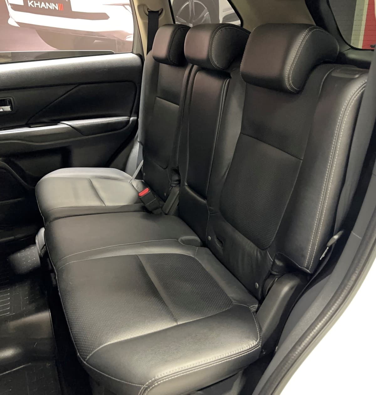 Mitsubishi Outlander - фото 12