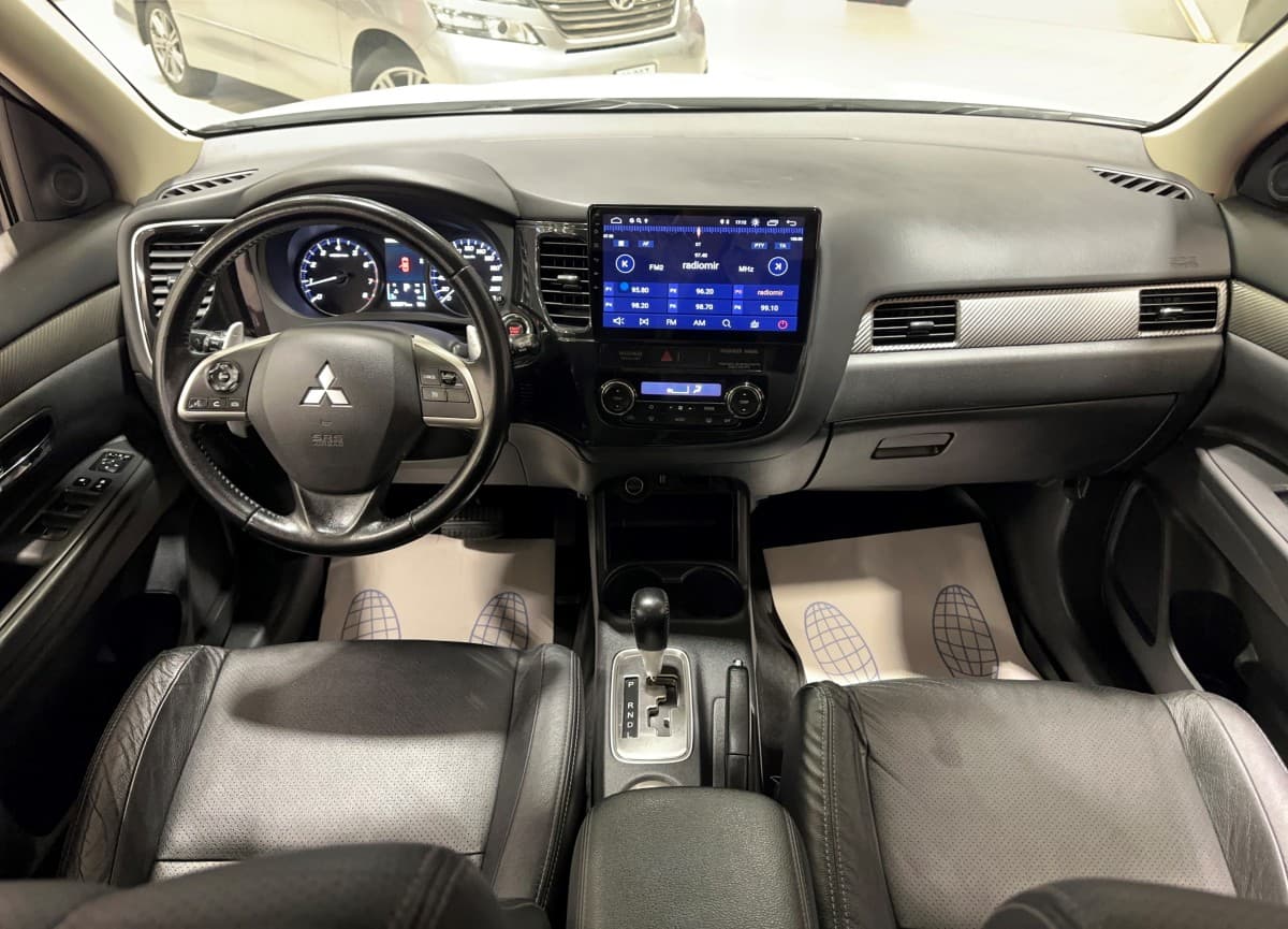 Mitsubishi Outlander - фото 29