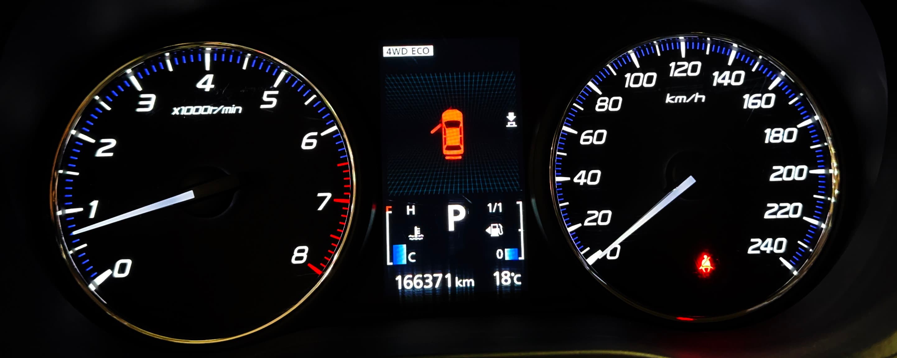 Mitsubishi Outlander - фото 17