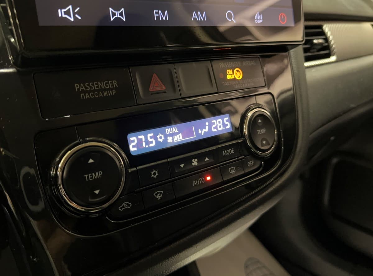 Mitsubishi Outlander - фото 20
