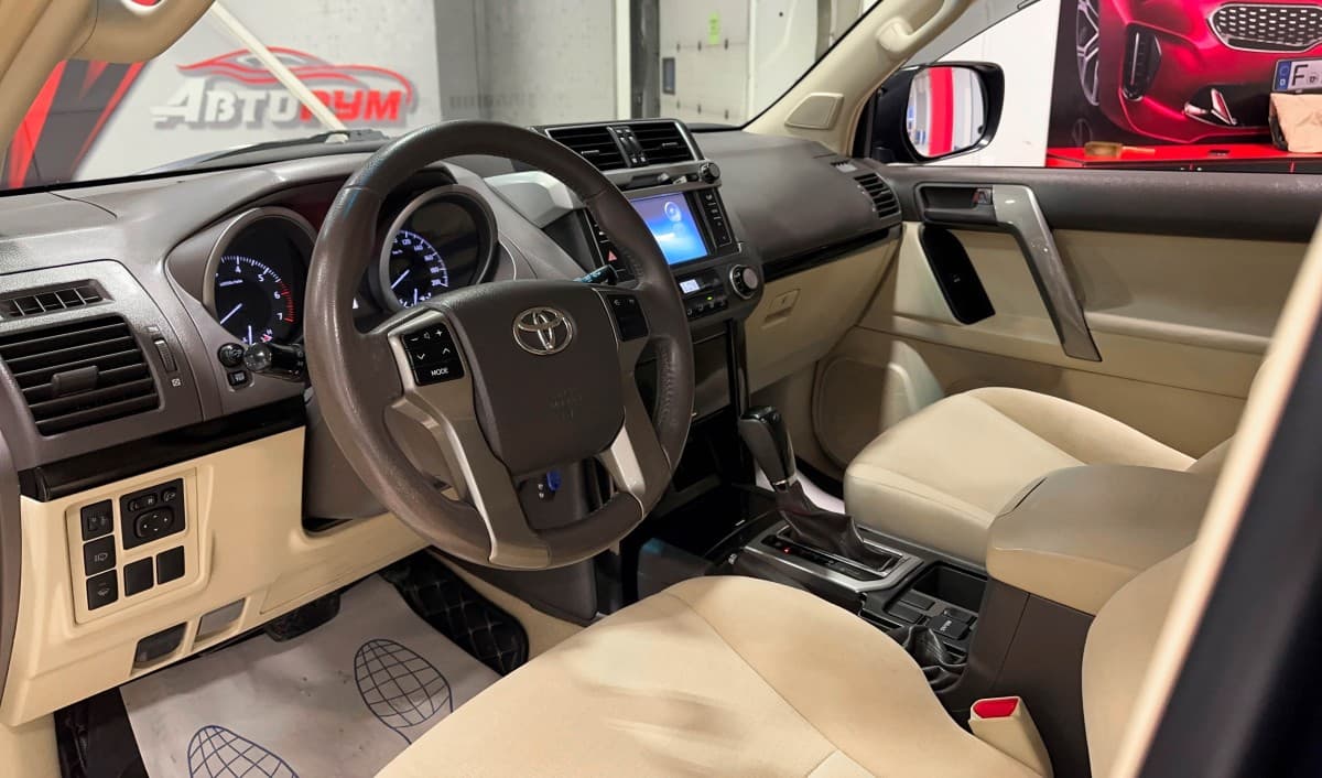 Toyota Land Cruiser Prado - фото 10