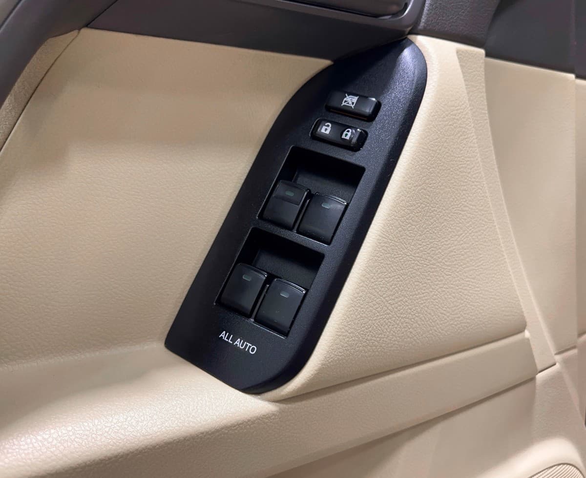 Toyota Land Cruiser Prado - фото 17