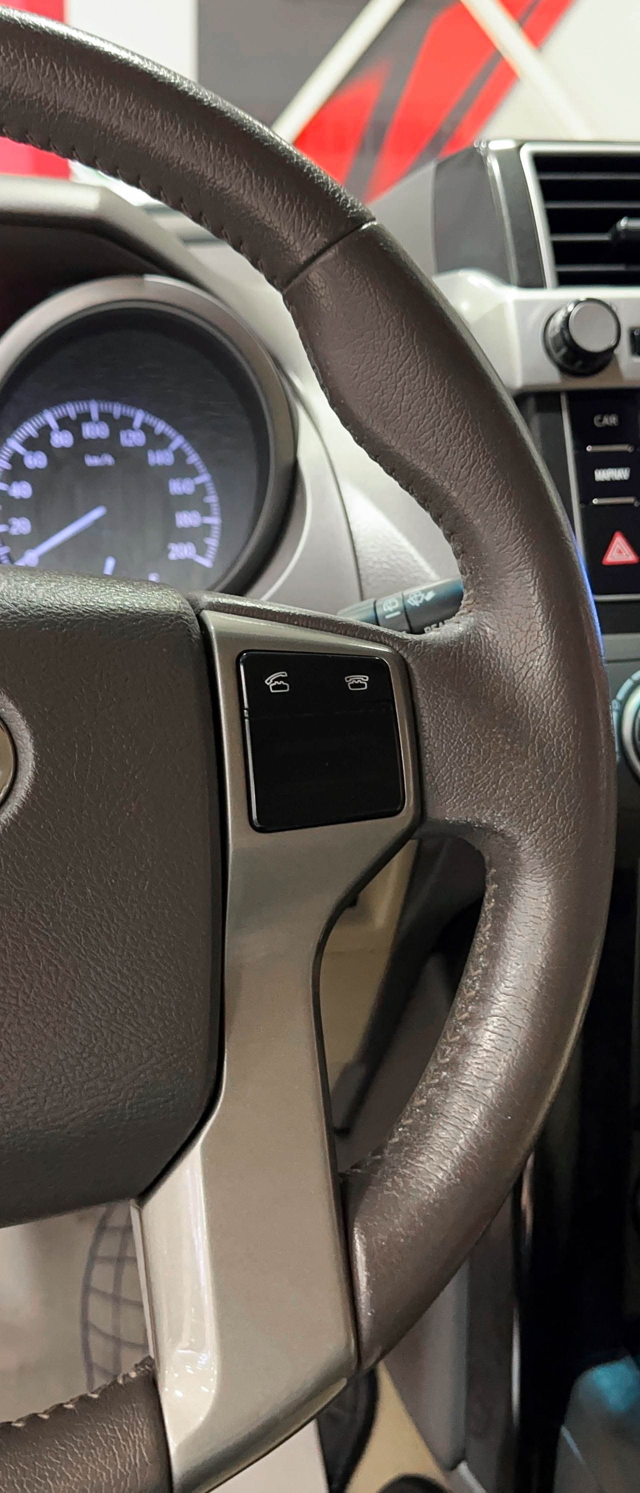 Toyota Land Cruiser Prado - фото 21