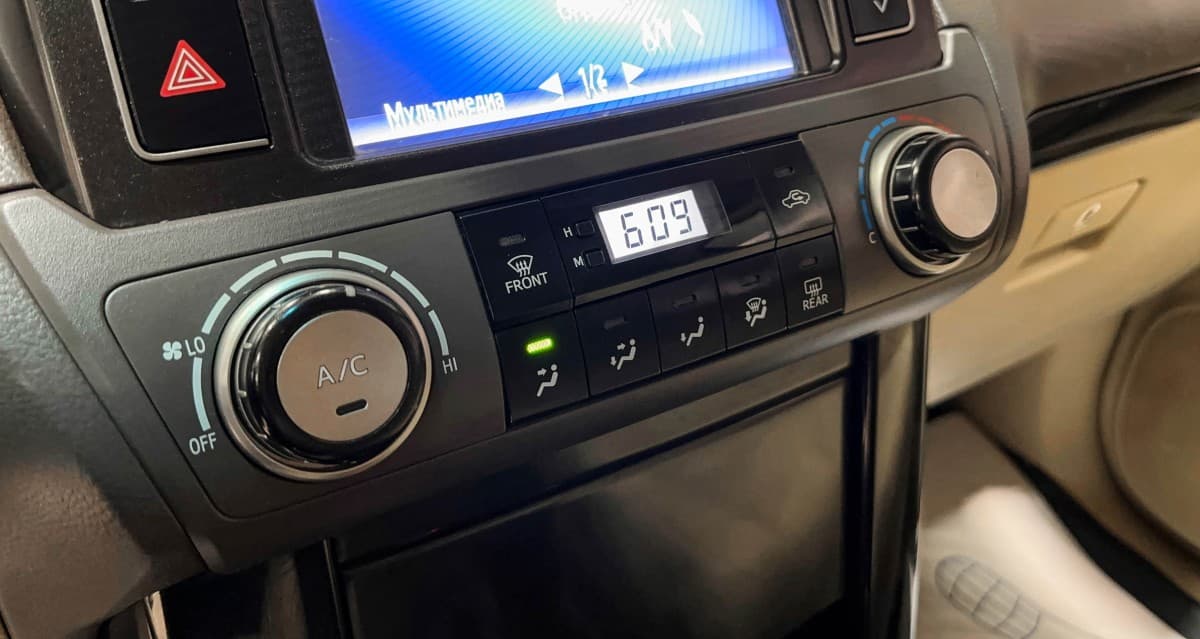 Toyota Land Cruiser Prado - фото 25