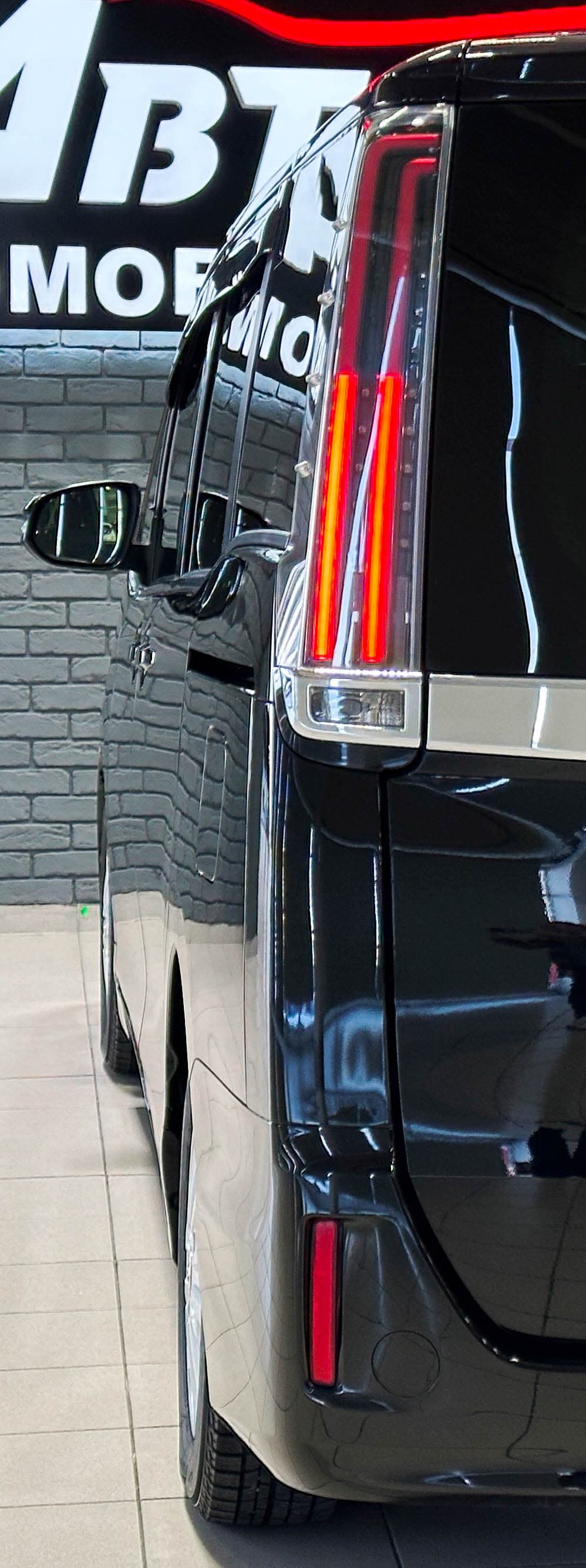 Toyota Noah - фото 8