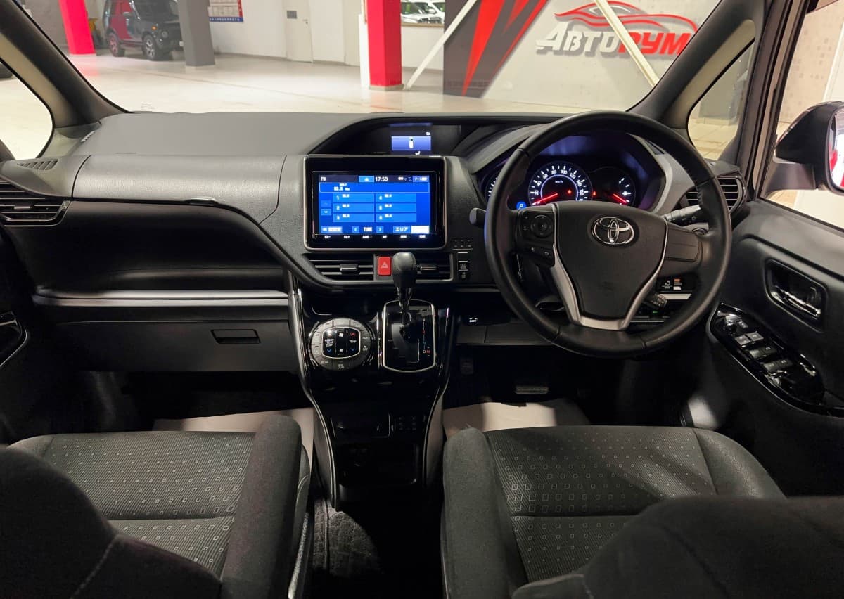 Toyota Noah - фото 32