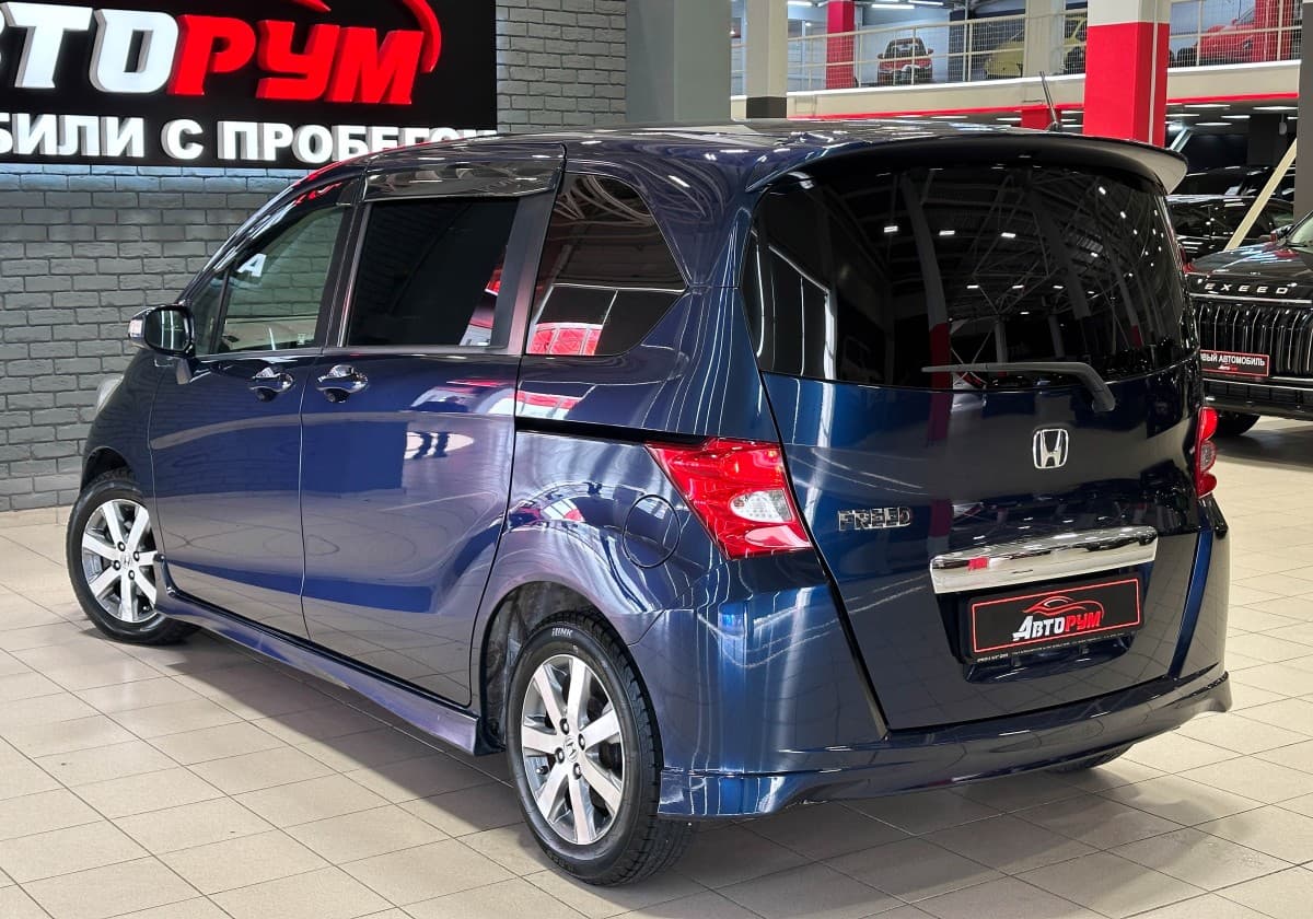 Honda Freed - фото 7