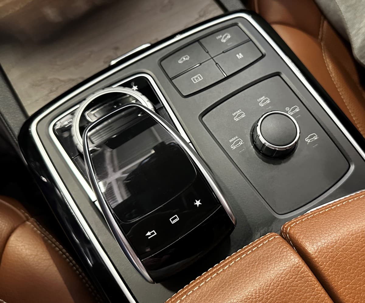 Mercedes-Benz GLS-Класс - фото 38
