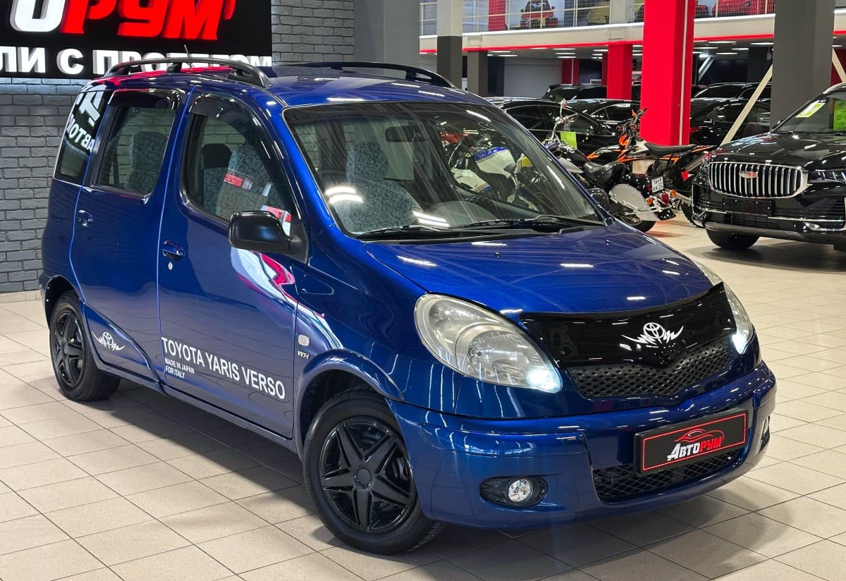 Toyota Yaris Verso - 4