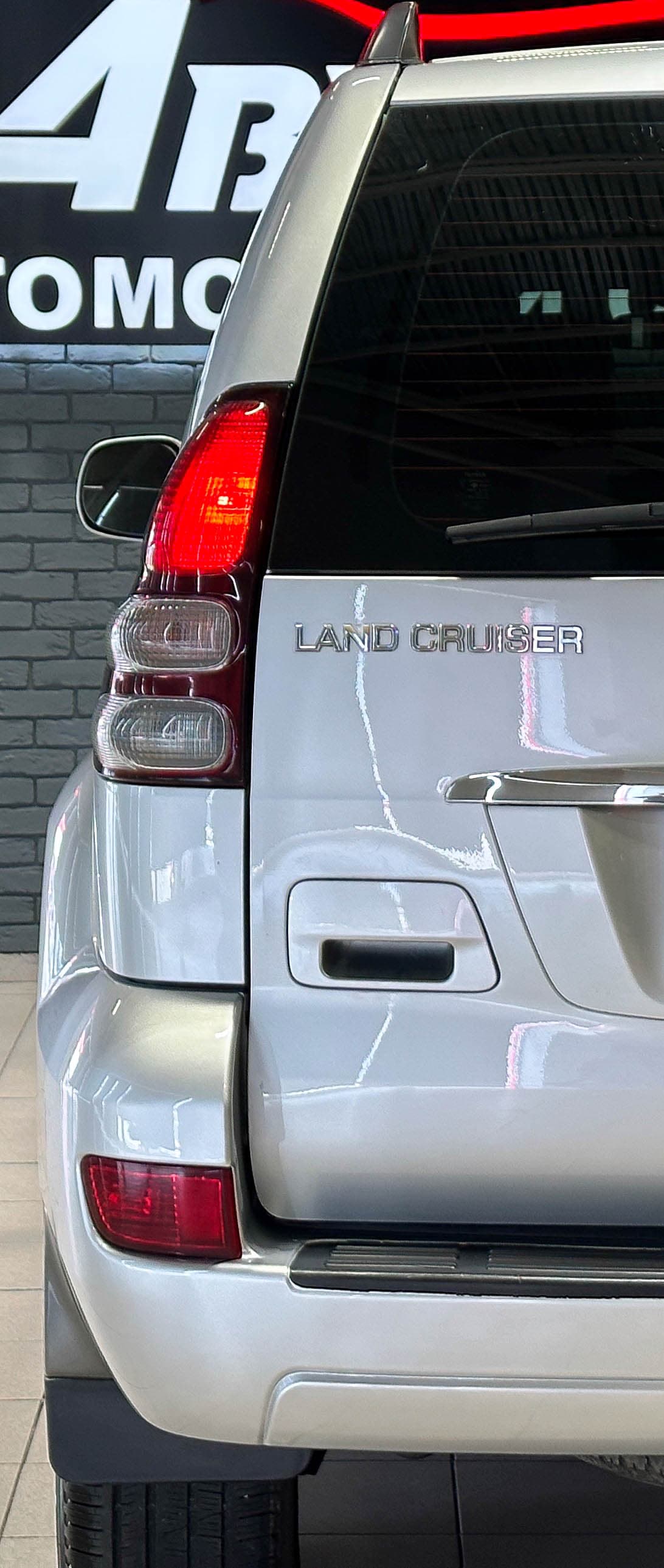 Toyota Land Cruiser 120 (Prado) - фото 8
