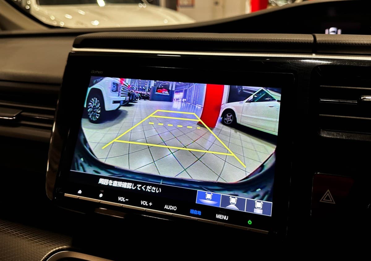 Honda Stepwgn Spada - фото 26
