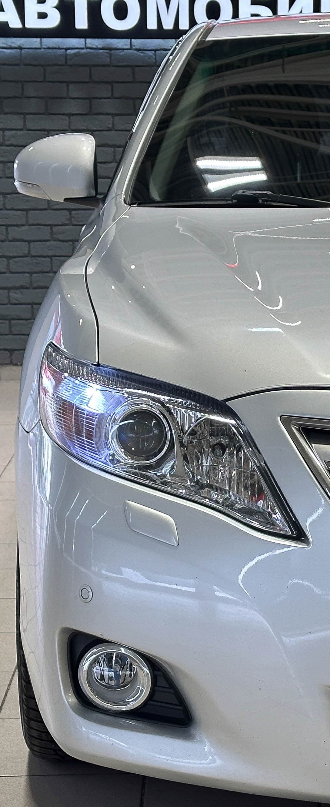 Toyota Camry - фото 9