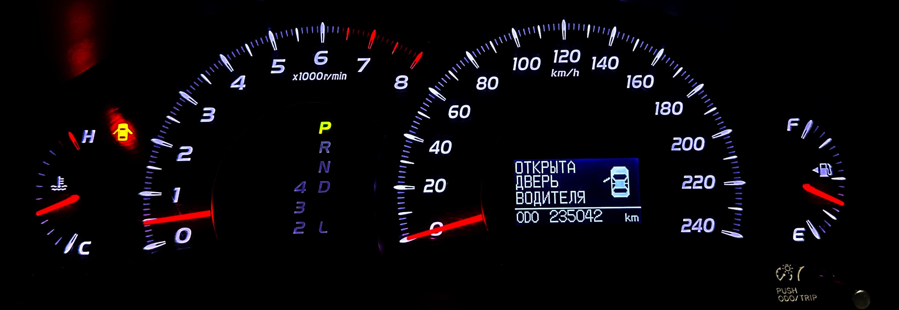 Toyota Camry - фото 20