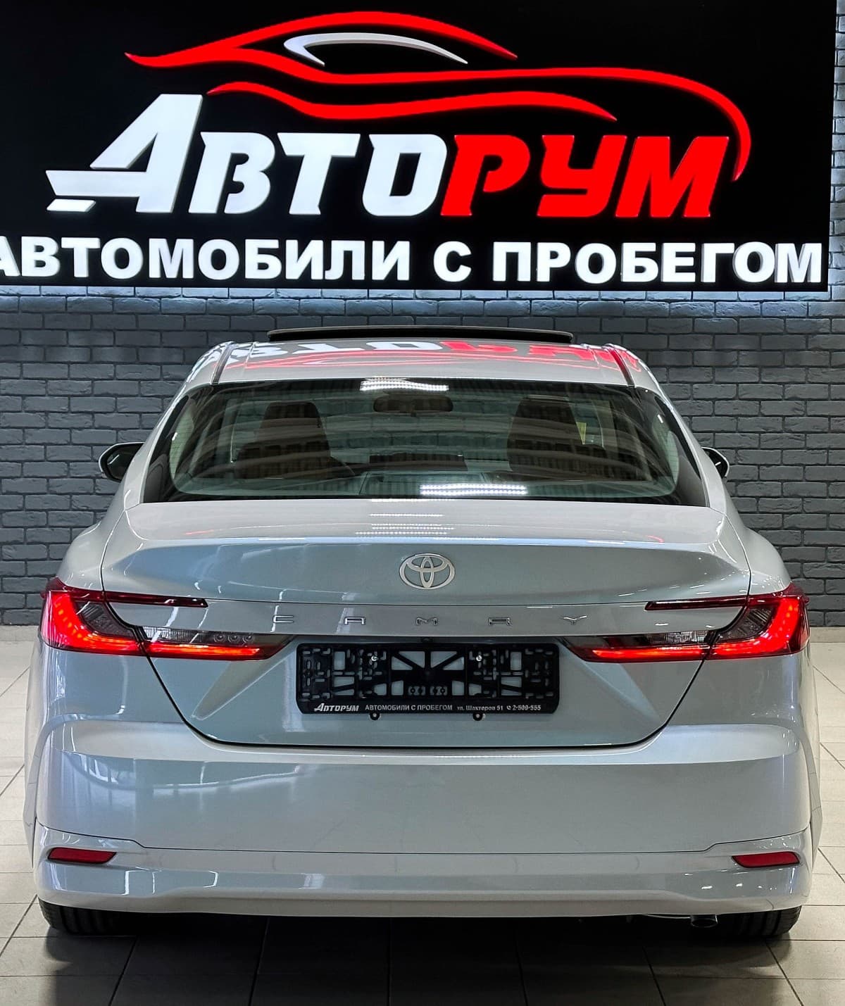 Toyota Camry - фото 6