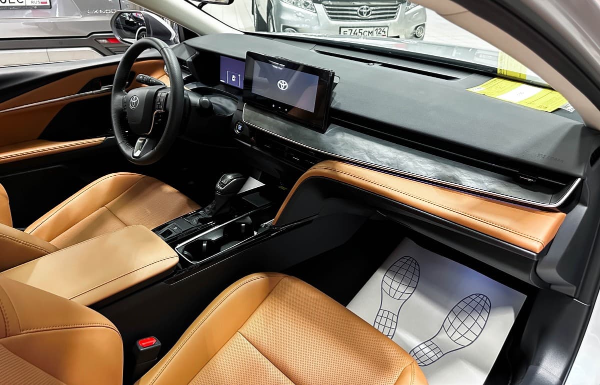 Toyota Camry - фото 17