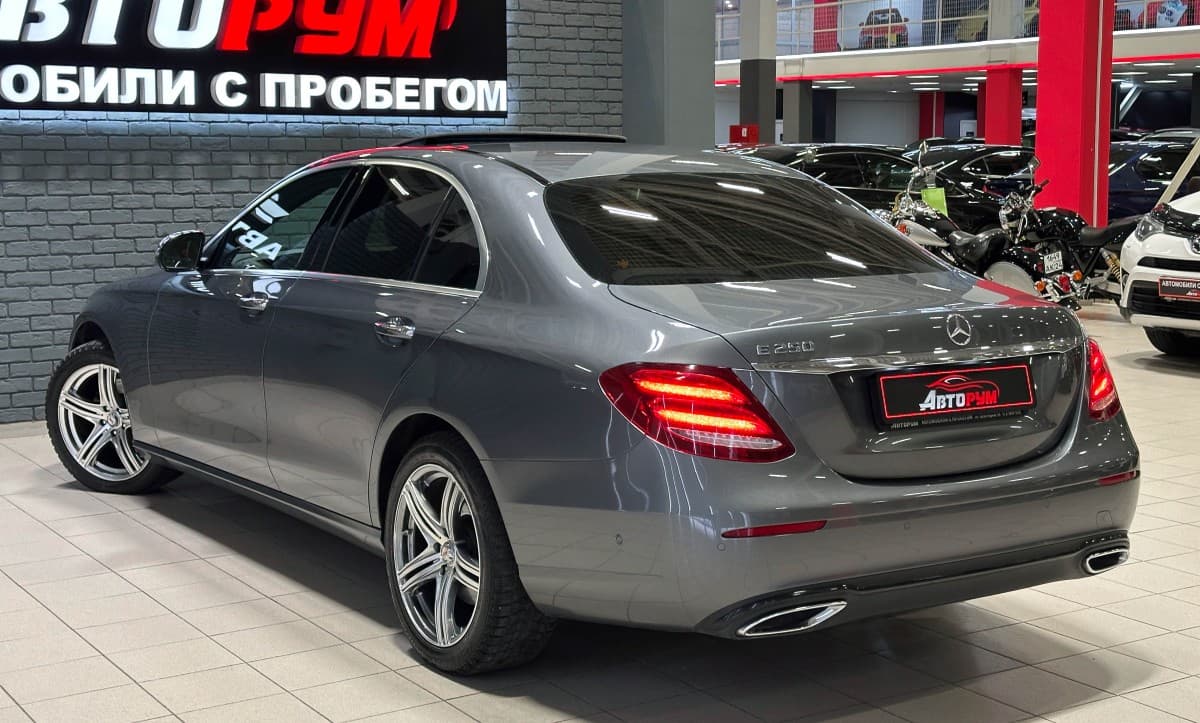 Mercedes-Benz E 250 - фото 7