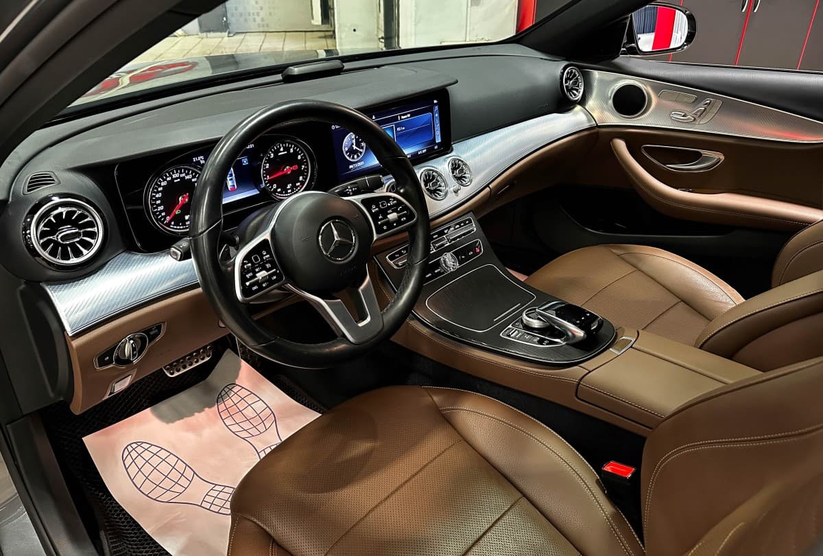 Mercedes-Benz E 250 - фото 10