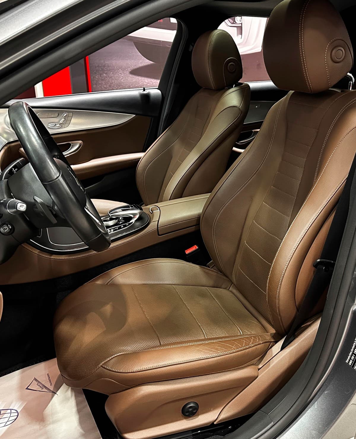 Mercedes-Benz E 250 - фото 11