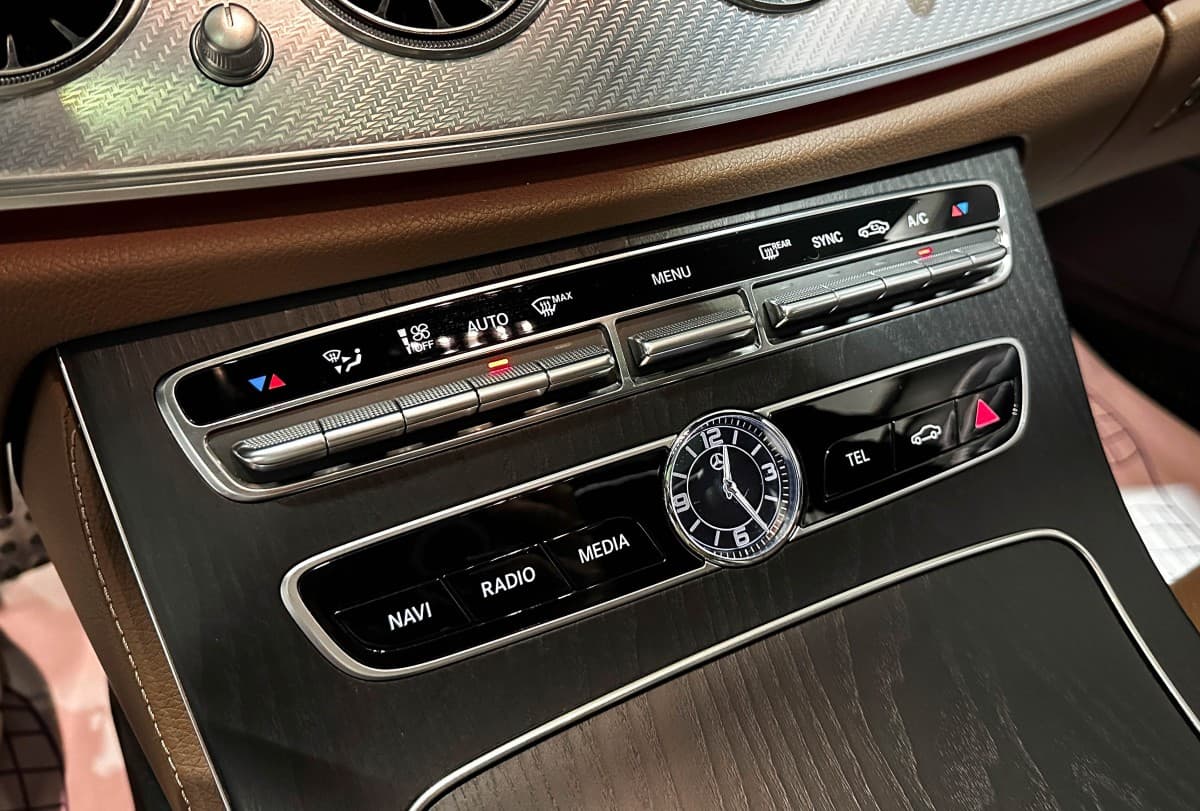 Mercedes-Benz E 250 - фото 27