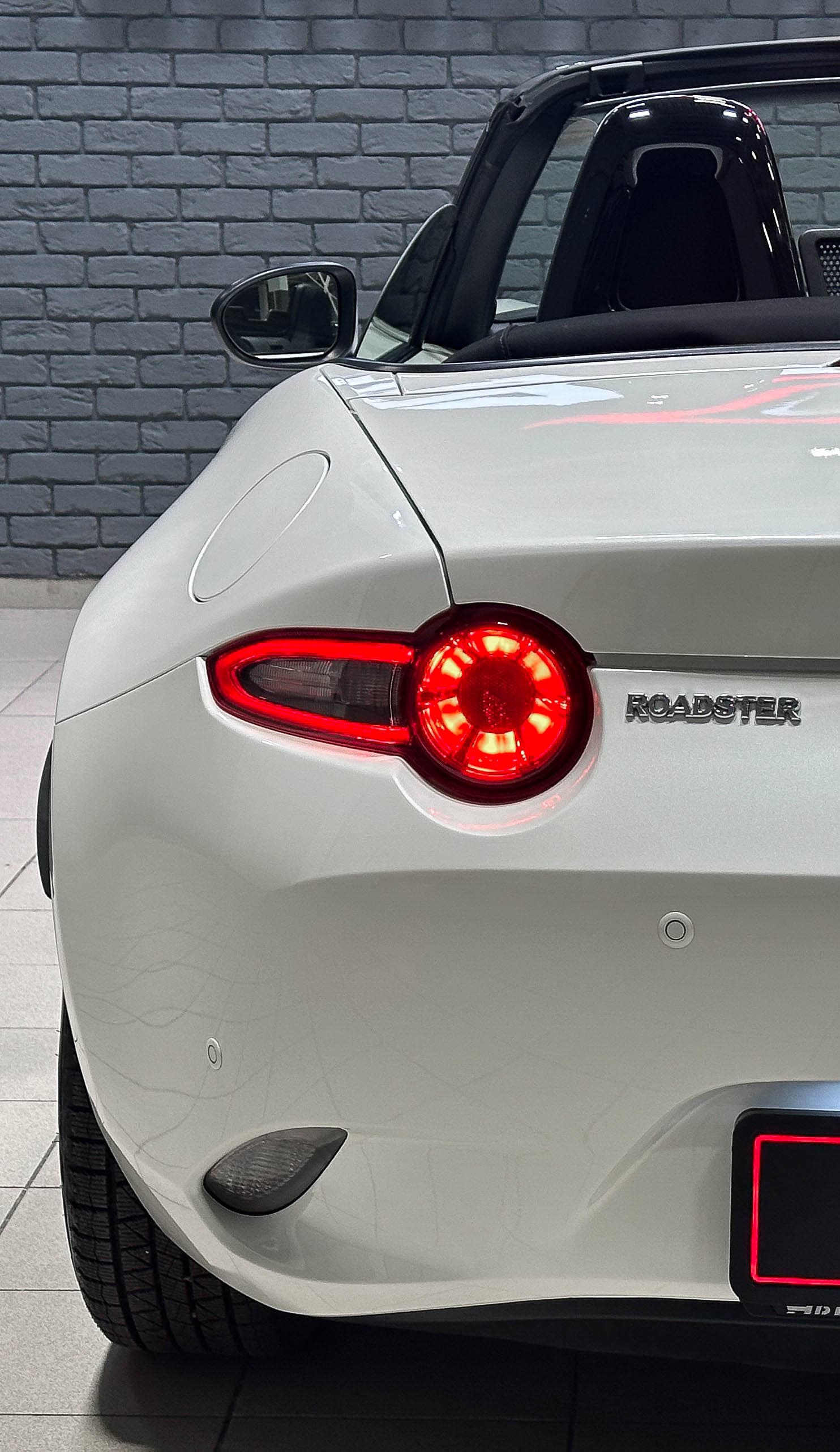 Mazda Roadster - фото 8