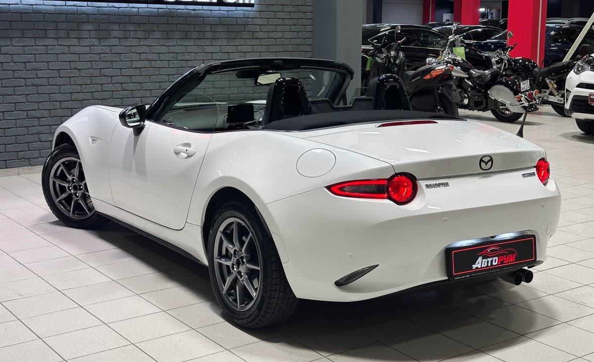 Mazda Roadster - фото 7