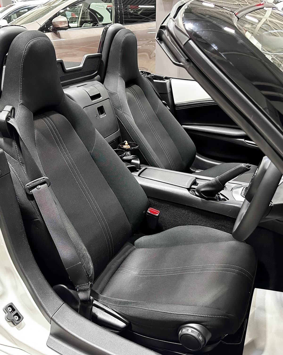 Mazda Roadster - фото 12