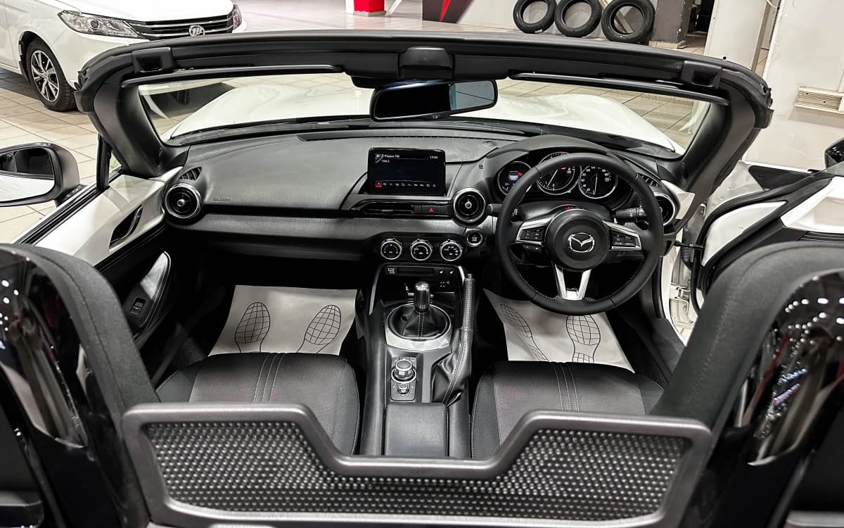 Mazda Roadster - фото 26