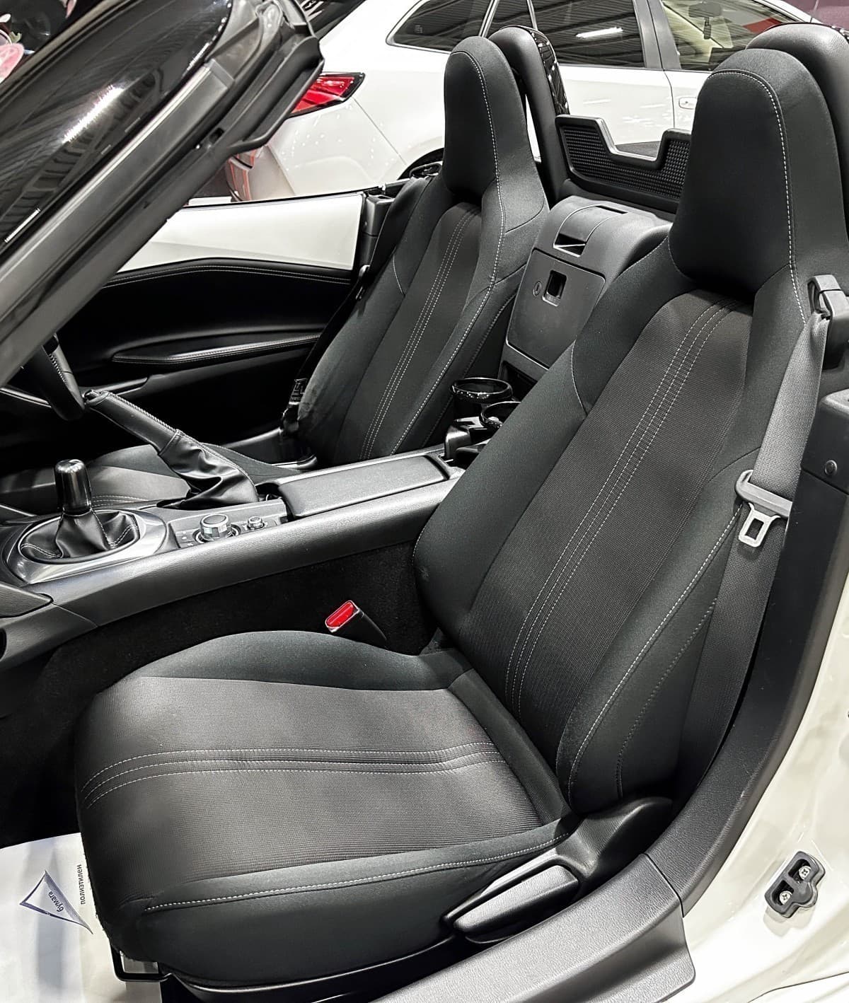 Mazda Roadster - фото 13