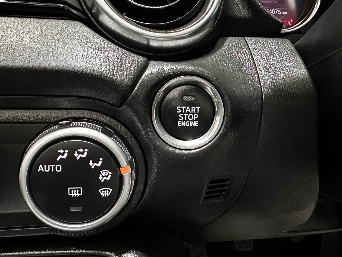 Mazda Roadster - фото 20