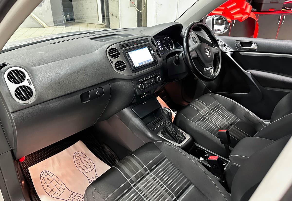 Volkswagen Tiguan - фото 16