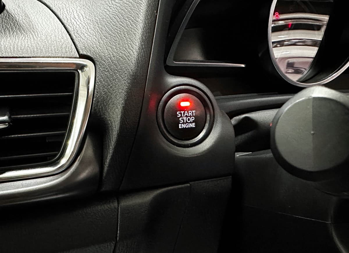 Mazda Axela - фото 19