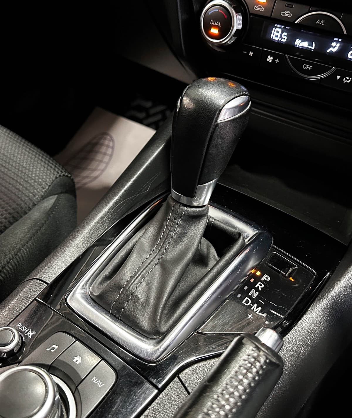 Mazda Axela - фото 26