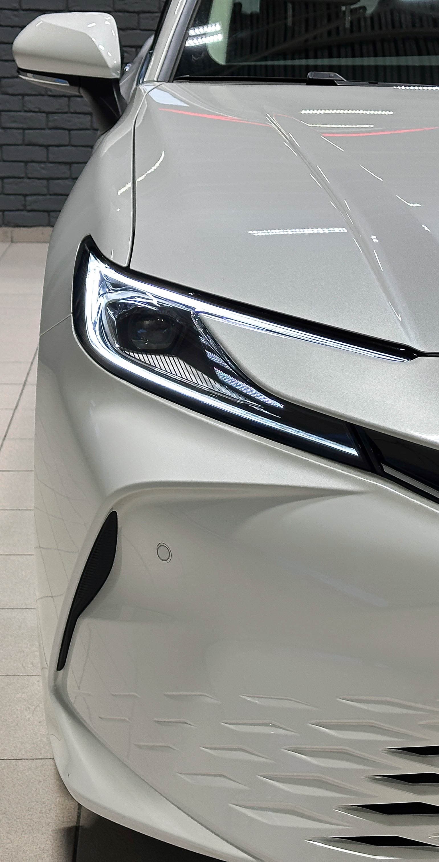 Toyota Camry - фото 9